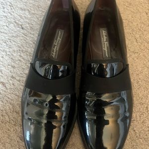 Salvatore Ferrigamo patent leather loafer 10 b black